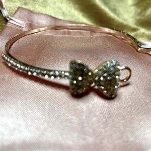 Silver Bow Bracelet